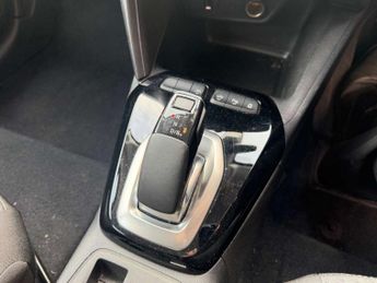 VAUXHALL CORSA Corsa E SE Nav Premium 5dr