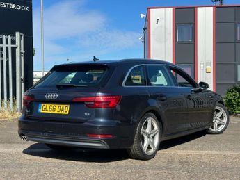 AUDI A4 Avant 2.0 TDI ultra S line Estate 5dr Diesel S Tronic Euro 6 (s/s) (19