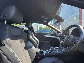 AUDI A4 Avant 2.0 TDI ultra S line Estate 5dr Diesel S Tronic Euro 6 (s/s) (19