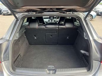 Mercedes-Benz GLA 2.1 GLA 220 AMG Line D 4Matic Auto 4WD 5dr
