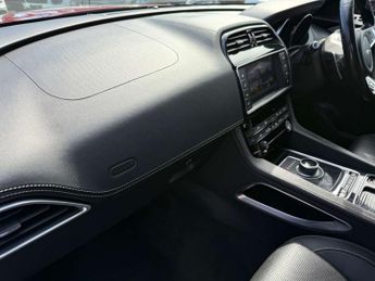 Jaguar F-PACE 2.0 F-PACE R-Sport AWD D Auto 4WD 5dr