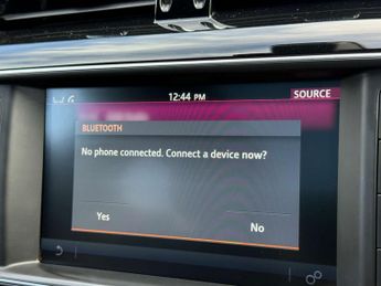 Jaguar F-PACE 2.0 F-PACE R-Sport AWD D Auto 4WD 5dr