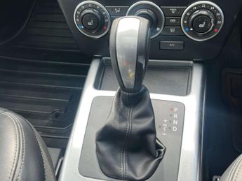 Land Rover FREELANDER 2.2 Freelander Luxury HSE SD4 Auto 4WD 5dr