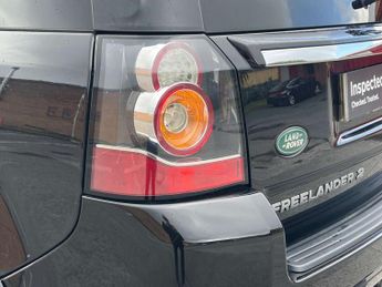 Land Rover FREELANDER 2.2 Freelander Luxury HSE SD4 Auto 4WD 5dr
