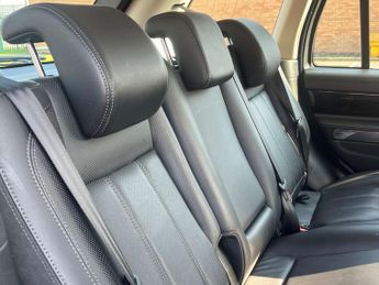 Land Rover RANGE ROVER SPORT 3.0 Range Rover Sport HSE SDV6 Auto 4WD 5dr