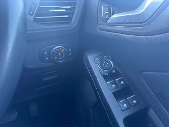 FORD FOCUS 1.5 Focus Titanium TDCI Auto 5dr