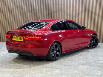 JAGUAR XE 2.0 XE R-Sport D Auto 4dr