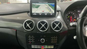 MERCEDES-BENZ B-CLASS 1.5 B 180 AMG Line Premium D Auto 5dr