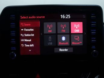 TOYOTA C-HR 1.8 VVT-h GPF Design SUV 5dr Petrol Hybrid CVT Euro 6 (s/s) (122