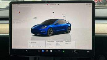 TESLA MODEL 3 Model 3 Standard Range + 4dr