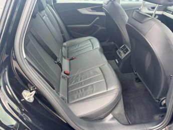 Audi A4 2.0 A4 Technik 35 TFSI MHEV Semi-Auto 5dr