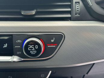 Audi A4 2.0 A4 Technik 35 TFSI MHEV Semi-Auto 5dr