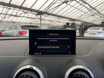 AUDI A3 1.5 A3 Sportback 35 TFSI S Line Semi-Auto 5dr