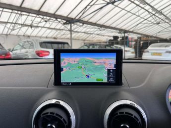 AUDI A3 1.5 A3 Sportback 35 TFSI S Line Semi-Auto 5dr