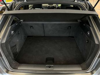 AUDI A3 1.5 A3 Sportback 35 TFSI S Line Semi-Auto 5dr