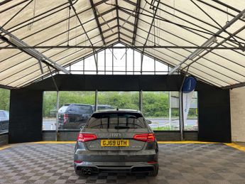 AUDI A3 1.5 A3 Sportback 35 TFSI S Line Semi-Auto 5dr
