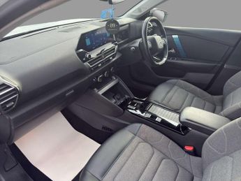 CITROEN C4 e-C4 Shine 5dr