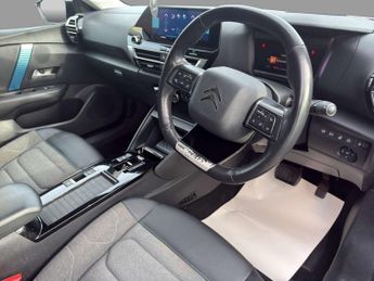 CITROEN C4 e-C4 Shine 5dr