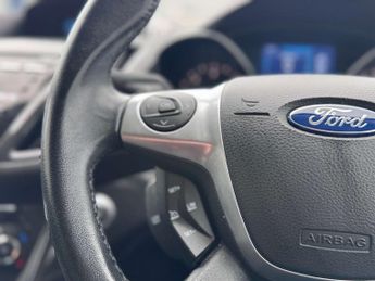 Ford KUGA 2.0 Kuga Titanium TDCi 4x4 Auto 4WD 5dr