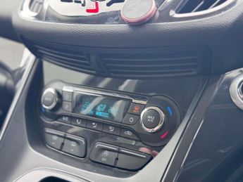 Ford KUGA 2.0 Kuga Titanium TDCi 4x4 Auto 4WD 5dr