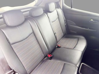 NISSAN LEAF Leaf N-Connecta 5dr