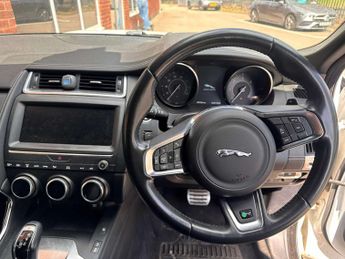 JAGUAR E-PACE 2.0 E-PACE R-Dynamic S D AWD Auto 4WD 5dr