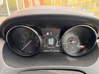 JAGUAR E-PACE 2.0 E-PACE R-Dynamic S D AWD Auto 4WD 5dr
