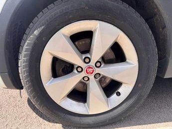 JAGUAR E-PACE 2.0 E-PACE R-Dynamic S D AWD Auto 4WD 5dr