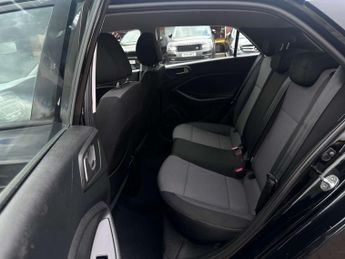 HYUNDAI I20 1.4 i20 SE MPI Auto 5dr