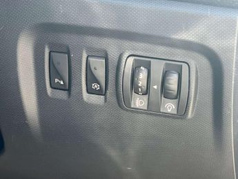 RENAULT CAPTUR 1.5 Captur Dynamique S Nav dCi Automatic 5dr - NATIONAL DELIVERY