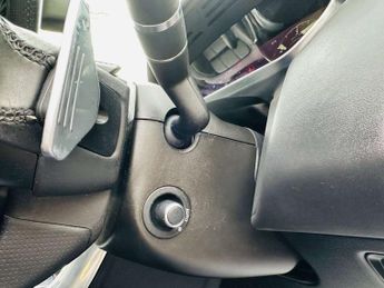 LAND ROVER RANGE ROVER SPORT 3.0 Range Rover Sport Autobiography Dynamic SDV6 Auto 4WD 5dr