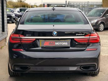 BMW 7 SERIES 3.0 740d xDrive M Sport Auto 4WD 4dr