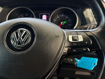 VOLKSWAGEN TIGUAN 1.4 Tiguan SE Nav TSi 4Motion Semi-Auto 4WD 5dr