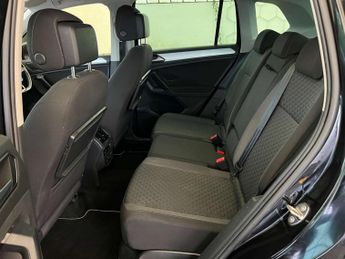 VOLKSWAGEN TIGUAN 1.4 Tiguan SE Nav TSi 4Motion Semi-Auto 4WD 5dr