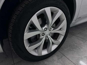 Land Rover DISCOVERY SPORT 2.0 Discovery Sport R-Dynamic SE D Auto 4WD 5dr