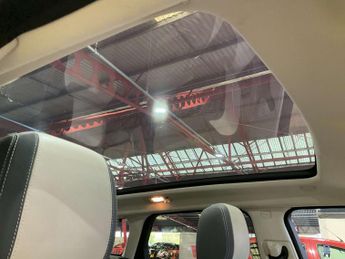 Land Rover RANGE ROVER EVOQUE 2.0 Range Rover Evoque HSE Dynamic Luxury TD4 Auto 4WD 5dr