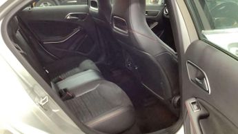 MERCEDES-BENZ A-CLASS 2.1 A 200 D AMG Line Auto 5dr