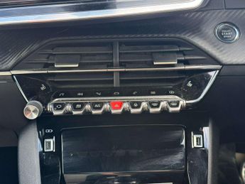 PEUGEOT 2008 2008 GT Premium EV 5dr - NATIONAL DELIVERY*