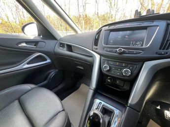 VAUXHALL ZAFIRA TOURER 1.4 Zafira Tourer SRi Nav T Automatic 5dr - NATIONAL DELIVERY*