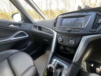 VAUXHALL ZAFIRA TOURER 1.4 Zafira Tourer SRi Nav T Automatic 5dr - NATIONAL DELIVERY*