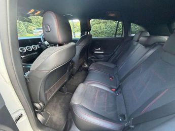 MERCEDES-BENZ GLA 2.0 GLA 200 AMG Line Premium D Auto 5dr