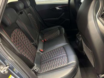 AUDI A4 2.9 RS 4 TFSI Quattro Auto 4WD 5dr