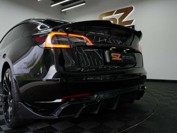 Tesla Model 3 Model 3 Long Range AWD 4WD 4dr