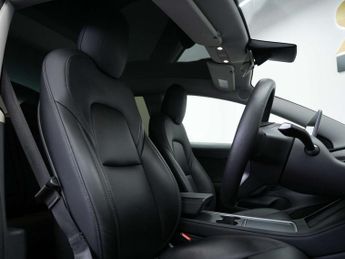 Tesla Model 3 Model 3 Long Range AWD 4WD 4dr