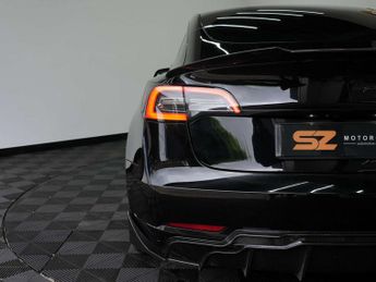 Tesla Model 3 Model 3 Long Range AWD 4WD 4dr