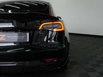 Tesla Model 3 Model 3 Long Range AWD 4WD 4dr
