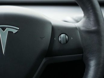 Tesla Model 3 Model 3 Long Range AWD 4WD 4dr