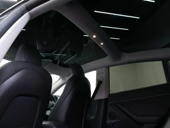 Tesla Model 3 Model 3 Long Range AWD 4WD 4dr