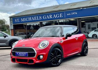 MINI Hatch 1.5 Cooper Sport Auto 3dr