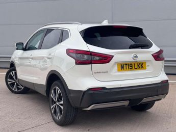 Nissan Qashqai 1.3 Qashqai N-Connecta DiG-T Semi-Auto 5dr
